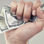 TRIỆU PHÚ MỸ: NẾU CÓ 5 DẤU HIỆU NÀY, BẠN ĐỪNG TRÁCH TẠI SAO MÌNH MÃI KHÔNG GIÀU NỔI