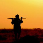 ĐẰNG SAU CÂU CHUYỆN CỦA NGƯỜI ĐÀN ÔNG THÔNG THÁI